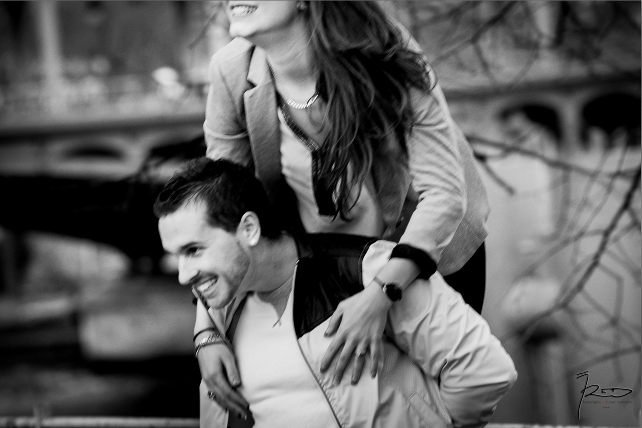 Séance Engagement Paris Love Session Paris - Passy