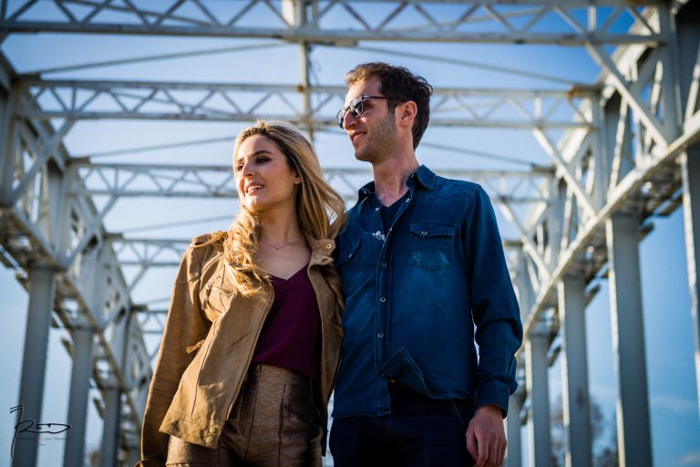 Séance engagement Love Session Paris Pont Debilly