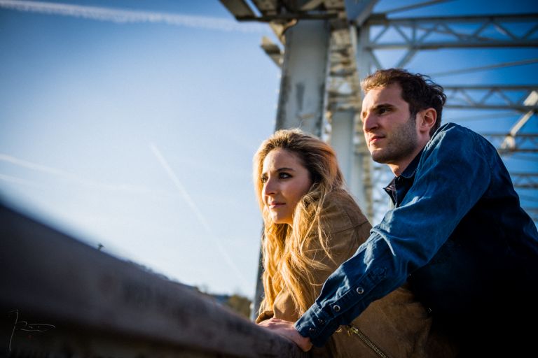 Séance engagement Love Session Paris Pont Debilly