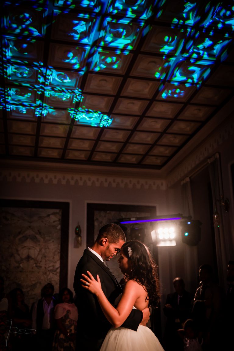 Mariage chateau bouffemont - Ceremonie mariage laique photographe mariage Antillais