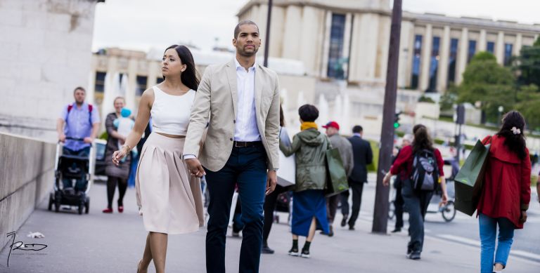 Séance engagement Paris - Love Session in Paris - Séance photo engagement paris - Séance photo Love Session paris - Photo de couple avant le mariage à Paris - Pre-wedding in Paris