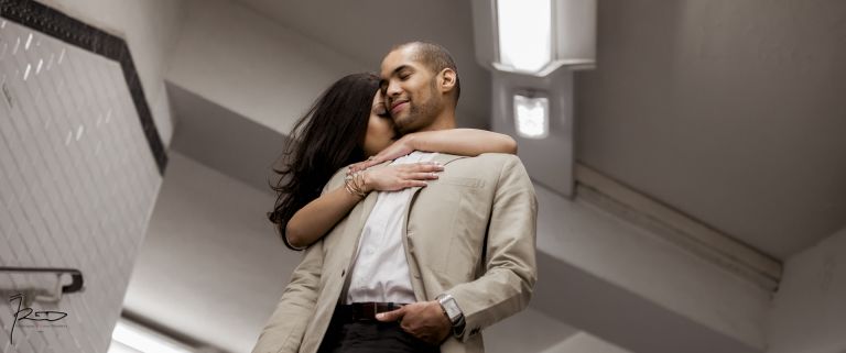 Séance engagement Paris - Love Session in Paris - Séance photo engagement paris - Séance photo Love Session paris - Photo de couple avant le mariage à Paris - Pre-wedding in Paris