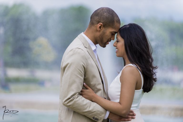 Séance engagement Paris - Love Session in Paris - Séance photo engagement paris - Séance photo Love Session paris - Photo de couple avant le mariage à Paris - Pre-wedding in Paris