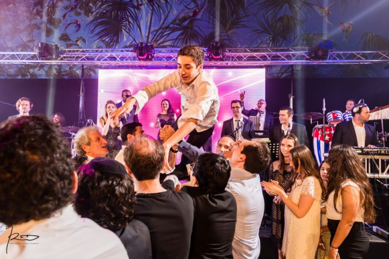 Soirée Bar Mitsvah. Photographe Bar Mitzvah. Soirée Bar Mitsvah Équinoxe La Palmeraie Paris