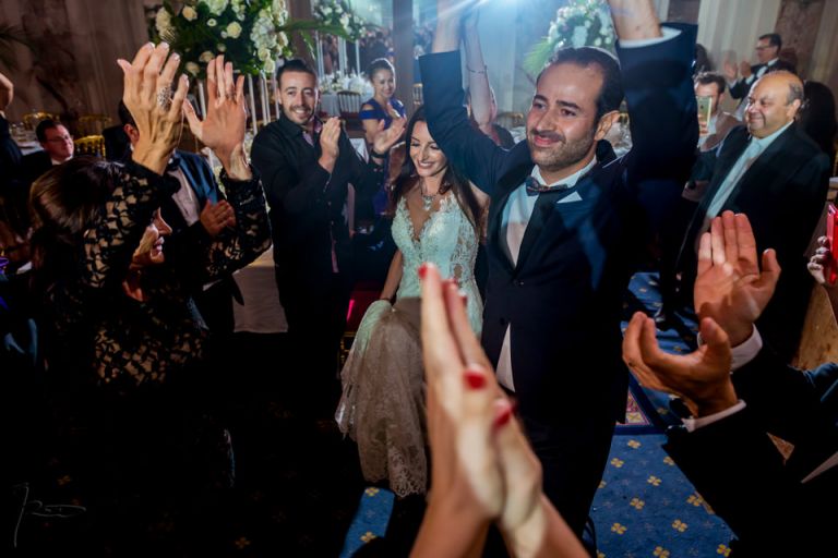 Photographe Mariage Juif Cannes, Nice, Monaco. Entrée des mariés juifs au Carlton de Cannes