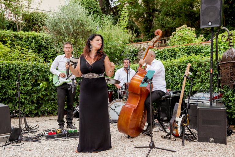 Photographe mariage Var. photographe mariage Hyères. Orchestre au vin d'honneur