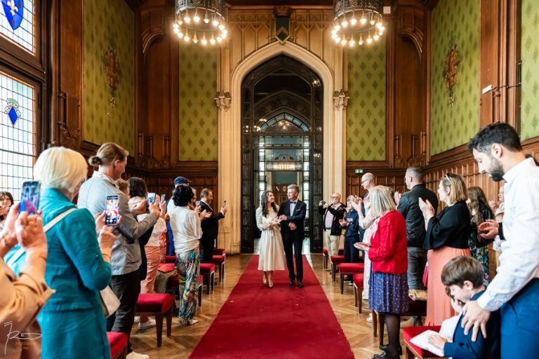 Arrivée de la mariée aux bras de son père